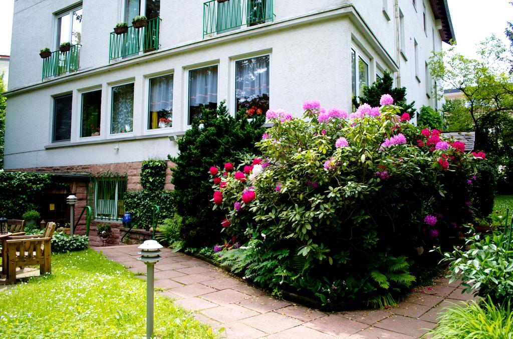Haus Helvetia Panzió Bad Orb Kültér fotó